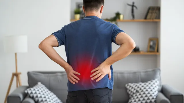 
                    Pedras nos rins ou infeção urinária? 7 sinais que ajudam a distinguir
                