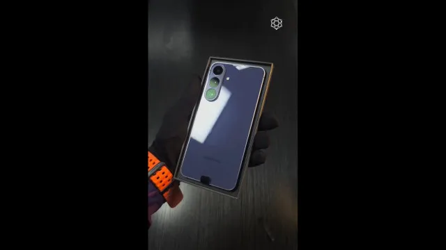 
                    Galaxy S26 FE ainda não é oficial, mas já tem vídeos nas rede sociais
                