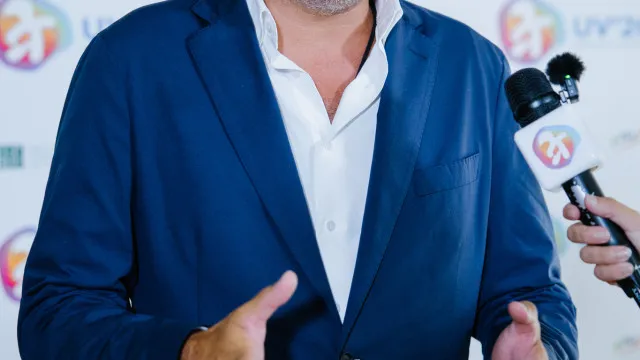 
                    Hugo Soares acusa Carneiro e Ventura de 