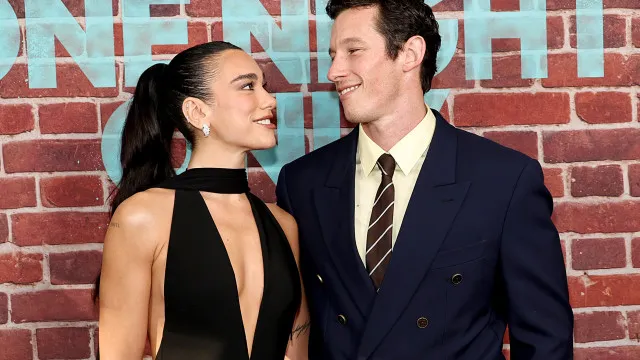 
                    Dua Lipa quebra o silêncio sobre o casamento e conta os detalhes
                