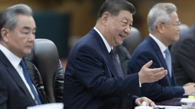 
                    China intensifica campanha anticorrupção com recorde de quadros investigados
                