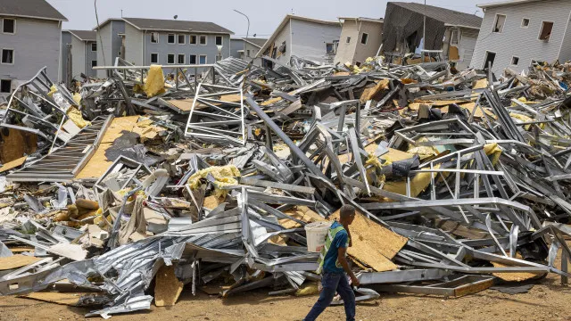 
                    Balanço ultrapassa os 6.500 mortos dois meses após sismos na Venezuela
                