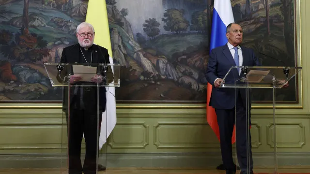 
                    Enviado do Vaticano destaca em Moscovo importância do diálogo
                