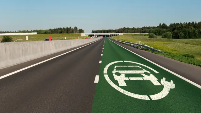 
                    Elétricos podem andar mais depressa neste país. Mas não é em todo o lado
                