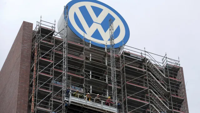 
                    Volkswagen 