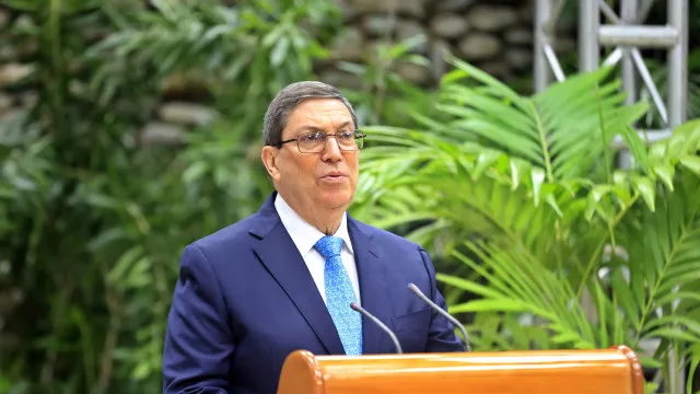 
                    Cuba condena extensão de embargo dos EUA
                