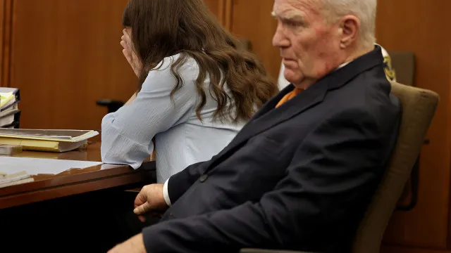 
                    Quem é Kevin Reddington, advogado que quer ilibar Lindsay Clancy?
                