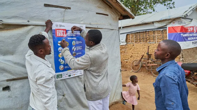 
                    OMS pede trégua humanitária para combater epidemia por Ébola na RDCongo
                