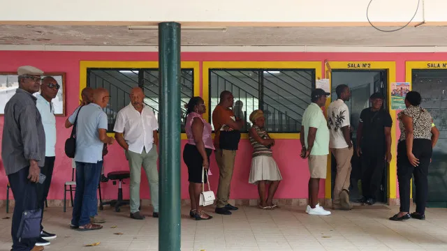 
                    Governo são-tomense aumenta pensão mínima 8 euros a partir de setembro
                
