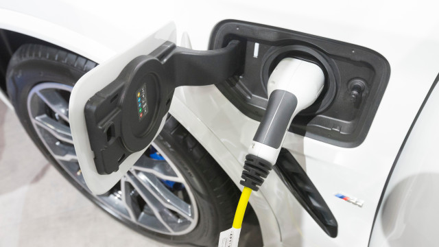 Elétricos chegam cada vez mais longe, mas também 
