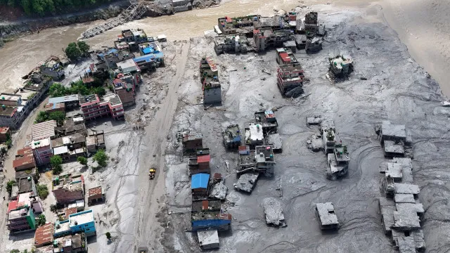 
                    Nepal: União Europeia mobiliza 1 milhão para cuidados urgentes às vítimas
                