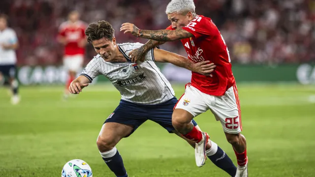 
                    Prestianni faz promessa após show: 