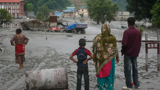 
                    Tragédia no Nepal: 3 portugueses desaparecidos (2 irmãos). O que se sabe?
                