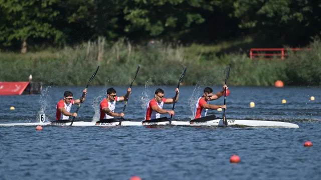 
                    K4 500 português conquista medalha de bronze nos Mundiais de Canoagem
                