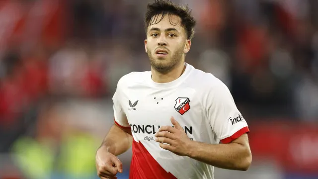 Mudou-se para a Arábia, não se adaptou e pode ser reforço do Benfica