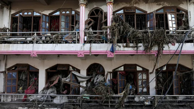 
                    Há mais de 30 nacionalidades na lista de desaparecidos no Nepal
                