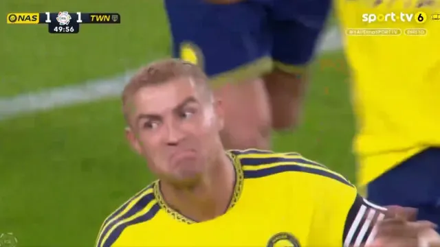 
                    Faltam 22. Cristiano Ronaldo marca mais um golo e aproxima-se dos 1000
                