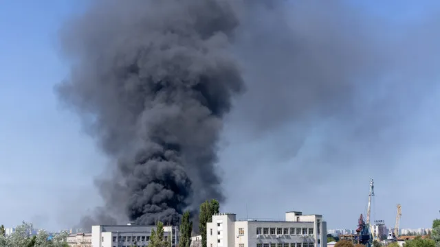 
                    Balanço de ataque russo perto de Kyiv sobe para 37 mortos
                