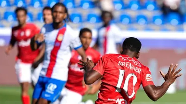 
                    Alverca empata com o Santa Clara e continua sem triunfos na prova
                