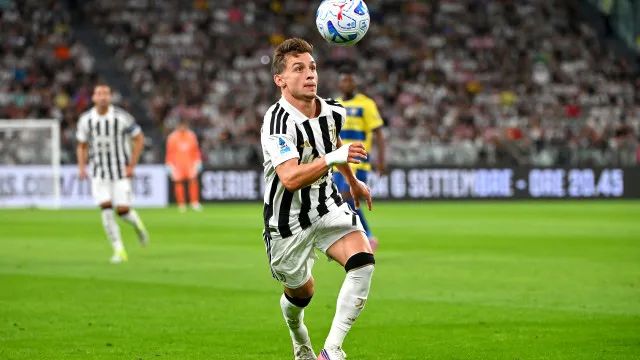 
                    Juventus volta a vencer com Conceição a titular, Fiorentina em crise
                