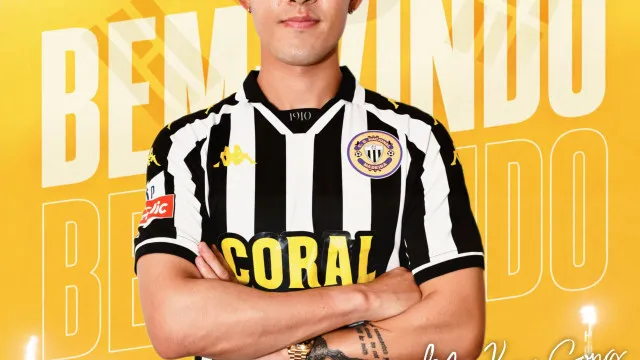 
                    Oficial: Internacional sul-coreano Minkyu Song reforça Nacional
                