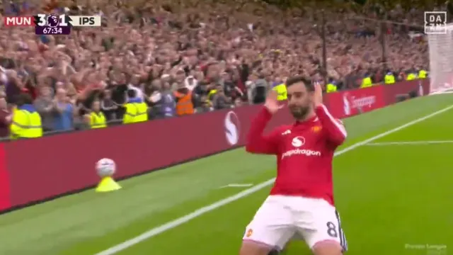
                    Para ver e rever. O hattrick de Bruno Fernandes no United-Ipswich
                