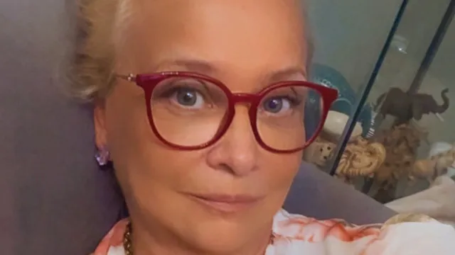 
                    Atriz Noémia Costa alerta para burla que envolve Segurança Social
                