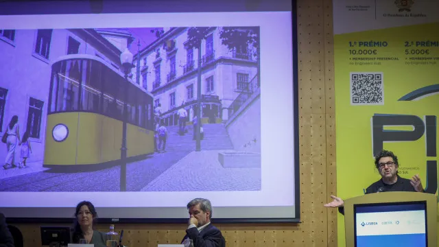 
                    Haverá concurso internacional para 