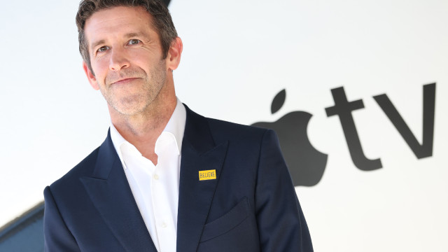 Apple tem novo CEO. Chama-se John Ternus e está na empresa há 25 anos