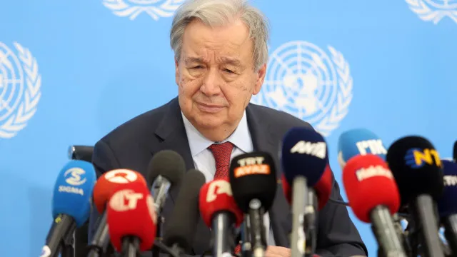 
                    Guterres reitera apelos por contenção e solução pacífica que reabra Ormuz
                
