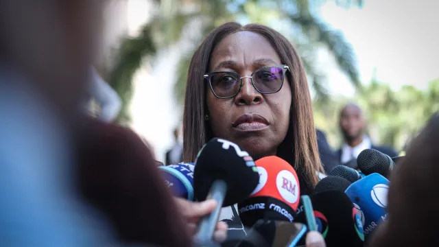 
                    Moçambique quer relançar cooperação com a Sérvia
                