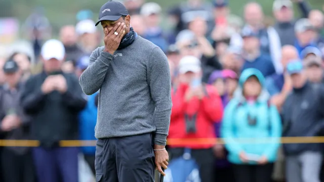 
                    Tiger Woods assume culpa de condução perigosa e tem carta suspensa 5 anos
                