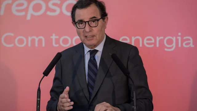 
                    Portugal deve ambicionar PIB 