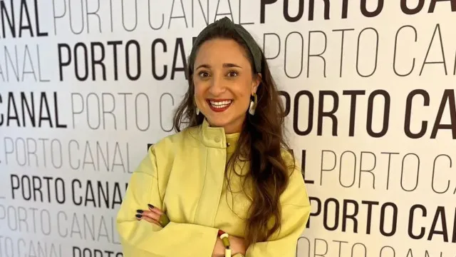 
                    Psiquiatra e cantora Inês Homem de Melo foi mãe pela primeia vez
                