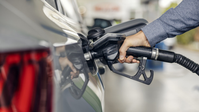 Petróleo continua a subir: Gasóleo pode mesmo ter forte aumento 2.ª-feira