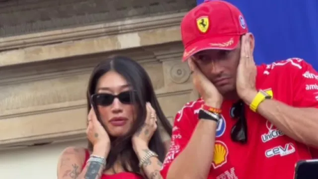 
                    Vídeo: Leclerc tenta ser DJ ao lado de Peggy Gou e Hamilton... mas falha
                