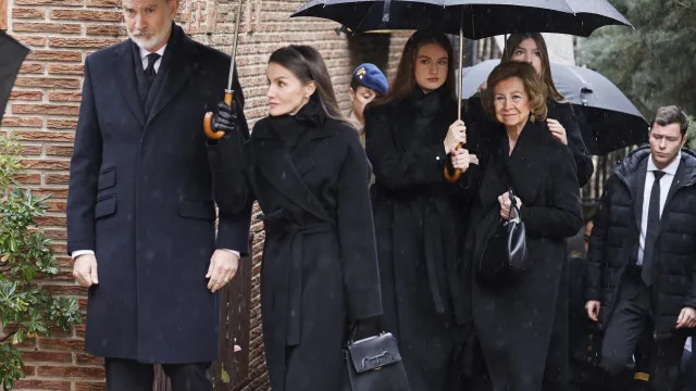 
                    Reis de Espanha vão viajar para a Noruega no funeral de Harald V
                