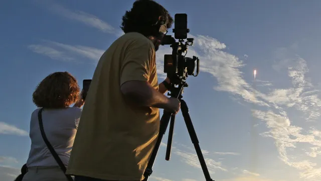 
                    NASA. Nave aproxima-se de observatório à deriva sem hipóteses de o salvar
                