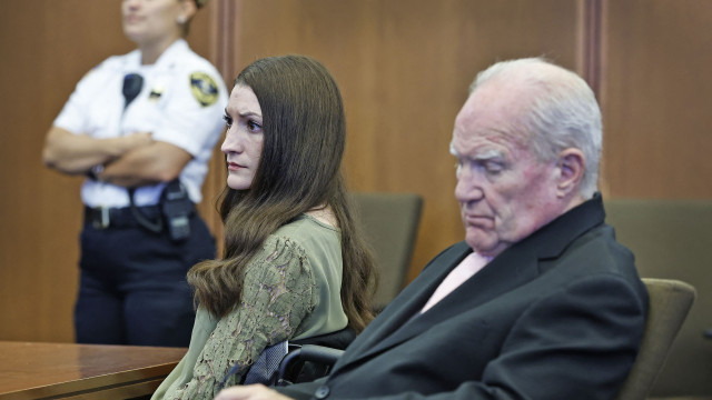 Ex-marido de Clancy reage após julgamento ser anulado: