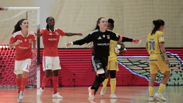 
                    Benfica vence Nun'Alvares e conquista décima Supertaça feminina
                