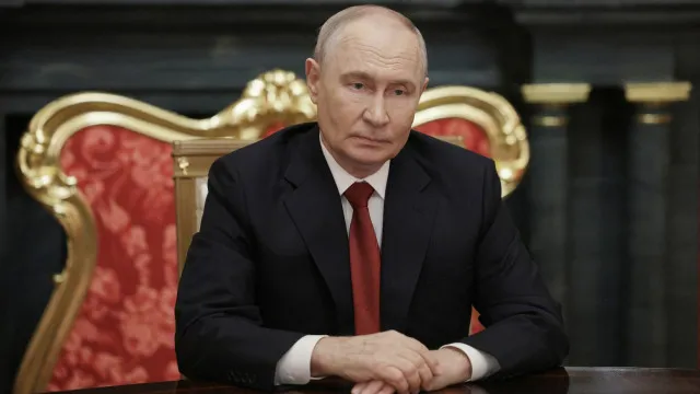 
                    Putin apela ao voto: 