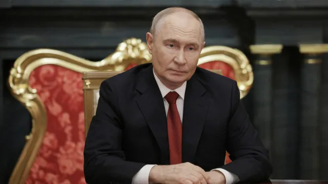 
                    Rússia lança projeto para transporte marítimo de petróleo por rota ártica
                