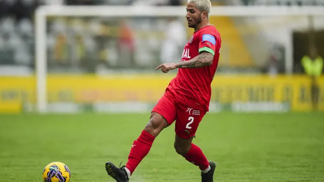 
                    Igor Julião: 