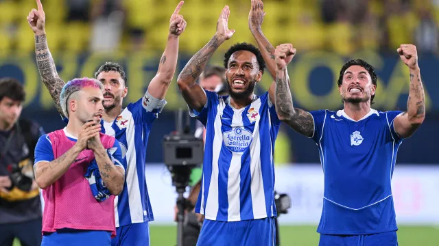 
                    Deportivo da Corunha vence Villarreal com ajuda de 'super' Aubameyang
                