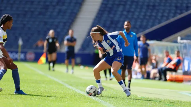 
                    Lara Perruca do FC Porto sofreu fratura na perna esquerda
                
