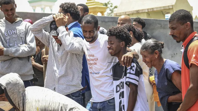 Acidente, críticas e investigação: Cabo Verde chora das maiores tragédias