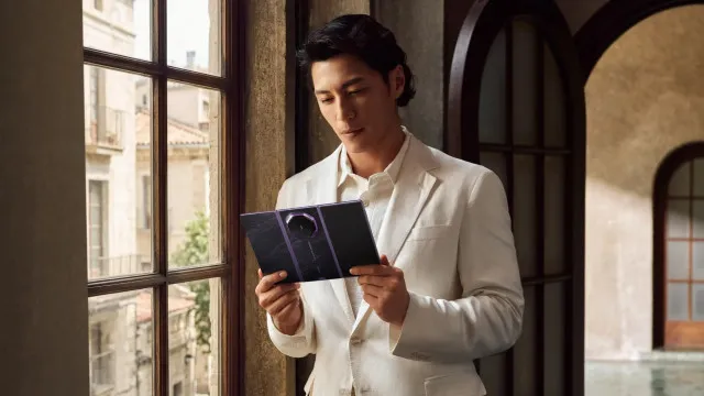 Huawei anuncia lançamento do dobrável triplo Mate XT 2 fora da China