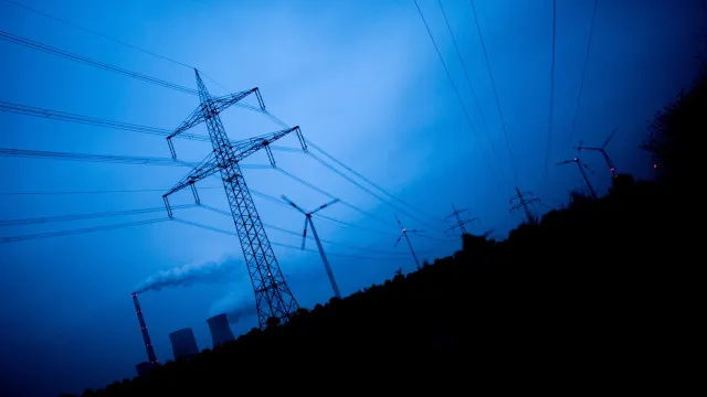 
                    Alemanha desativa 21 explosivos destinados a atacar rede elétrica
                