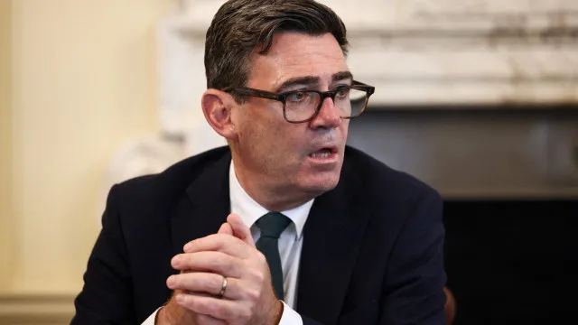 Governo britânico pensa pedir desculpas pelo tráfico de escravos