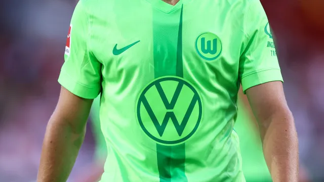 
                    Volkswagen pode cortar investimentos no futebol. Os clubes em causa
                